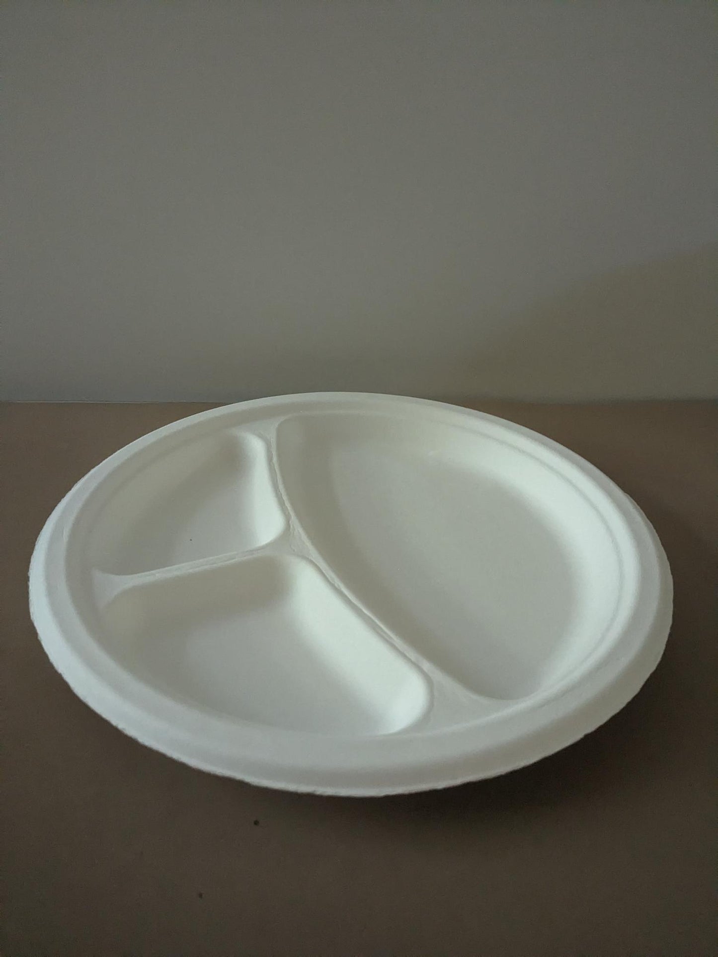 9" Biodegradable Round Plate 3-Compartment 500/CT